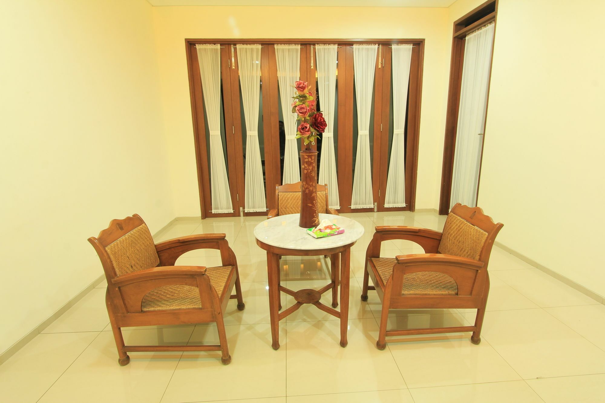 Villa Eby Syariah Bandung Ngoại thất bức ảnh